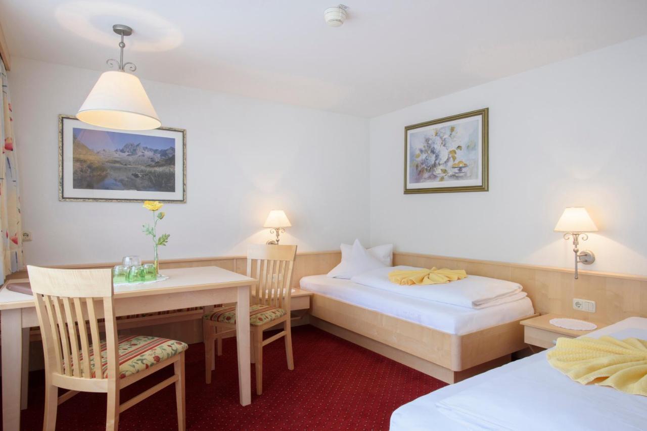 Hotel Silbertal Room photo
